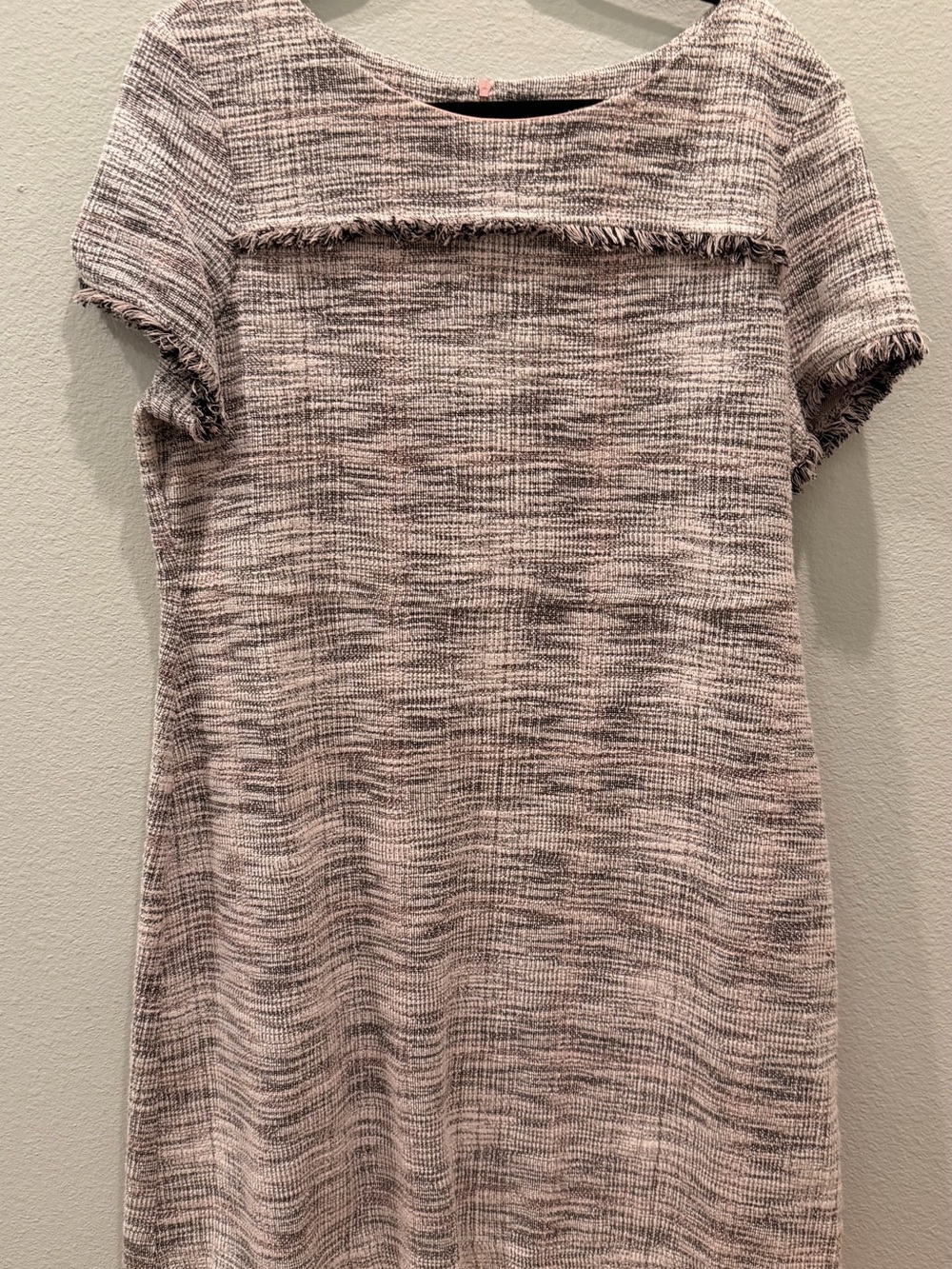Woman Size 16 Short Sleeve Knit Dress in Heathered Pink